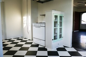 771 Freeman Ave in Long Beach, CA - Building Photo - Building Photo