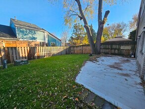 1535 E Jane Ave in Arlington Heights, IL - Foto de edificio - Building Photo