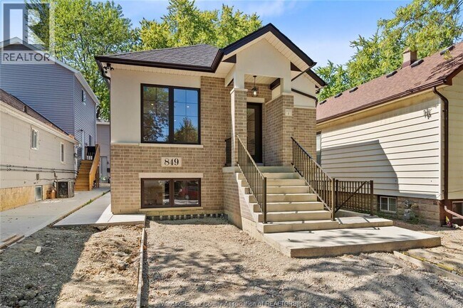 849 Ford Blvd