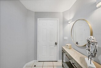 3803 54th Dr W in Bradenton, FL - Building Photo - Building Photo