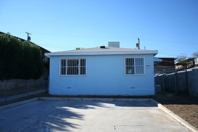 property at 391 N 15th St