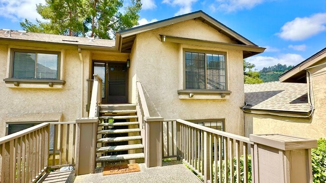 4123 Oak Island Ln in Fallbrook, CA - Building Photo - Building Photo