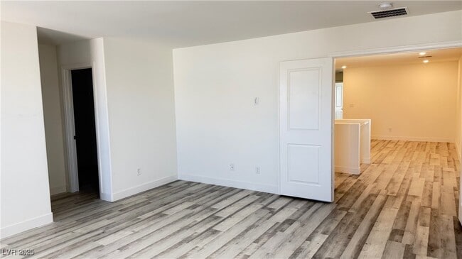 8716 Salvada Ave