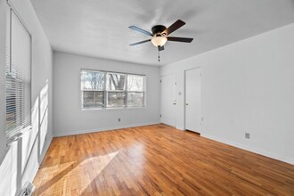 1137 Landgraf Dr in Cape Girardeau, MO - Foto de edificio - Building Photo