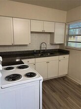 1102 Sunset Point Rd in Clearwater, FL - Building Photo - Building Photo