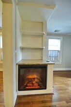 1209 Studewood St in Houston, TX - Foto de edificio - Building Photo