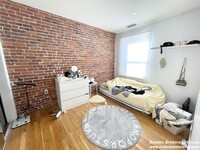 79 Gainsborough St, Unit 201 in Boston, MA - Building Photo - Building Photo