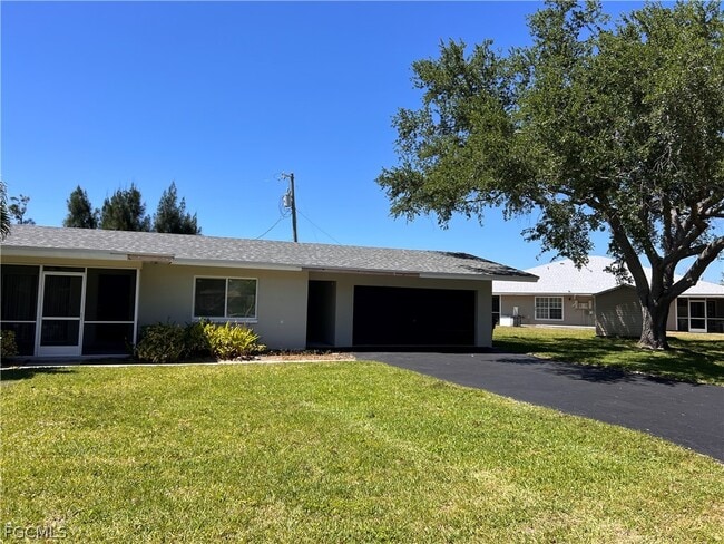 337 Tudor Dr in Cape Coral, FL - Building Photo - Building Photo