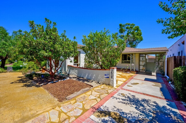 property at 3618 Walnut Ave