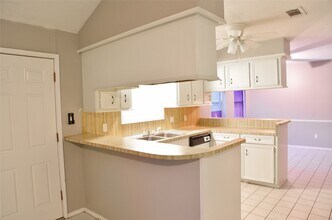 323 Edgeton Ct in Houston, TX - Building Photo - Building Photo
