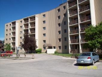 3233 Silver Avenue in Winnipeg, MB - Building Photo - Building Photo