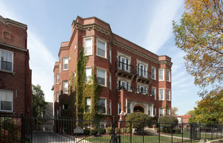 4610-4612 S Ellis Ave Apartments