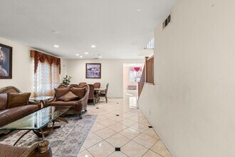 5834 Seminole Way in Fontana, CA - Building Photo - Building Photo