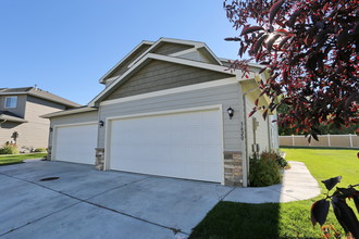 Brookline Townhomes in Spokane Valley, WA - Foto de edificio - Building Photo