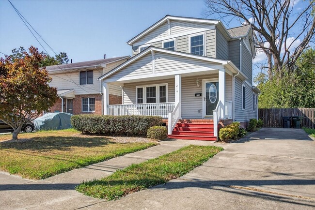 property at 216 Lincoln St