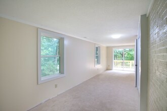 114 S US 19e Hwy in Newland, NC - Building Photo - Building Photo