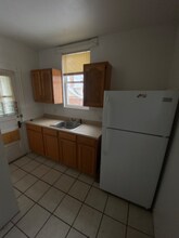 163 Frothingham Ave in Jeannette, PA - Building Photo - Building Photo