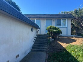 715-719 Los Osos Valley Rd in Los Osos, CA - Building Photo