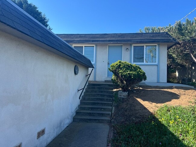 property at 715-719 Los Osos Valley Rd