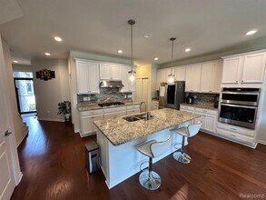 43541 Prospect Ln in Novi, MI - Building Photo - Building Photo