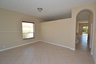 13180 NW 19th St in Pembroke Pines, FL - Building Photo - Building Photo