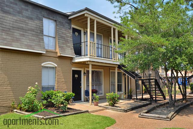 Valencia at Spring Branch photo'