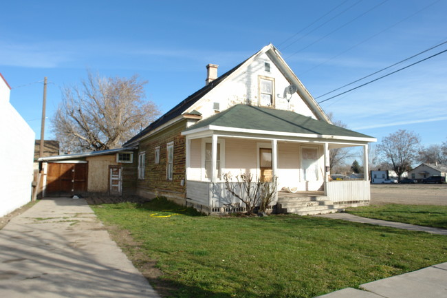 309 N Kimball Ave in Caldwell, ID - Foto de edificio - Building Photo