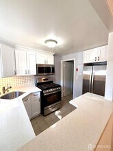 265 Newman St in Metuchen, NJ - Building Photo - Building Photo