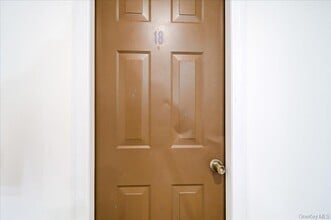 1256 North Ave in Beacon, NY - Building Photo - Building Photo