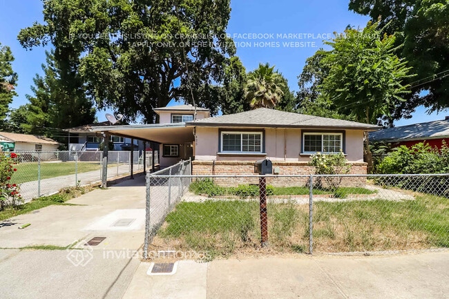 425 Jasmine Ave in West Sacramento, CA - Foto de edificio - Building Photo
