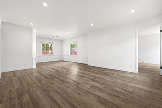 5848 1/2 Colfax Ave in Los Angeles, CA - Building Photo - Building Photo