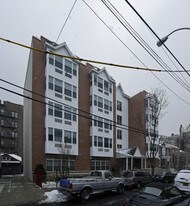 Grand Avenue Studios Apartments