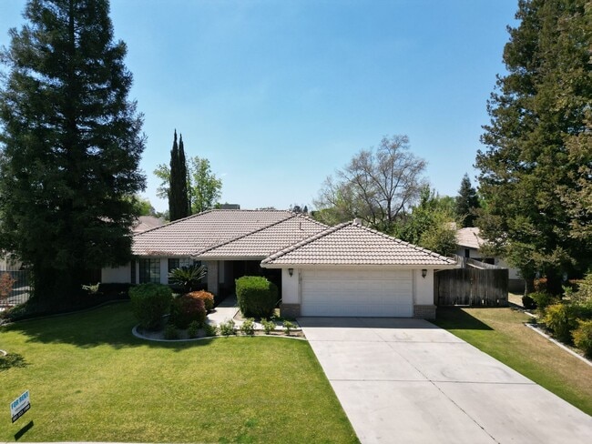property at 9101 Hemingway Pl