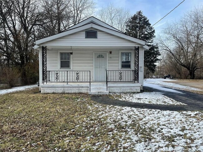 property at 21 S Schlueter Ave