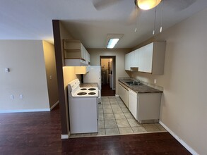 3800-Street213 28a St in Vernon, BC - Building Photo - Building Photo