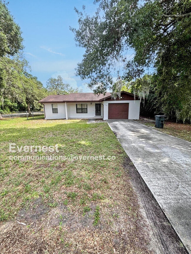 property at 215 Eldorado Dr