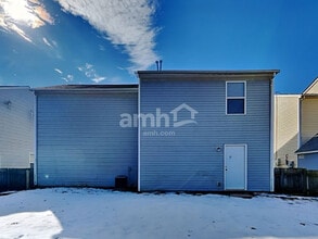 7474 Canal Highlands Blvd in Canal Winchester, OH - Building Photo - Building Photo