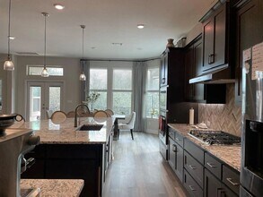 412 Fair Oaks Dr in Georgetown, TX - Building Photo - Building Photo