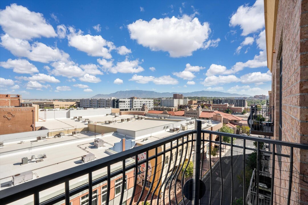 100 Gold Ave SW in Albuquerque, NM - Building Photo