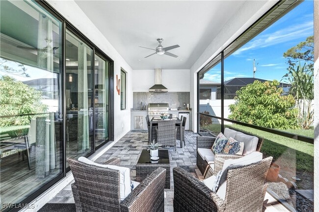 property at 4634 Catalina Ln