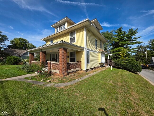 117 S Heflin St in Cumberland, IN - Building Photo - Building Photo