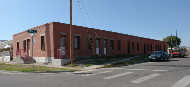 51 S Latta St in El Paso, TX - Building Photo - Building Photo