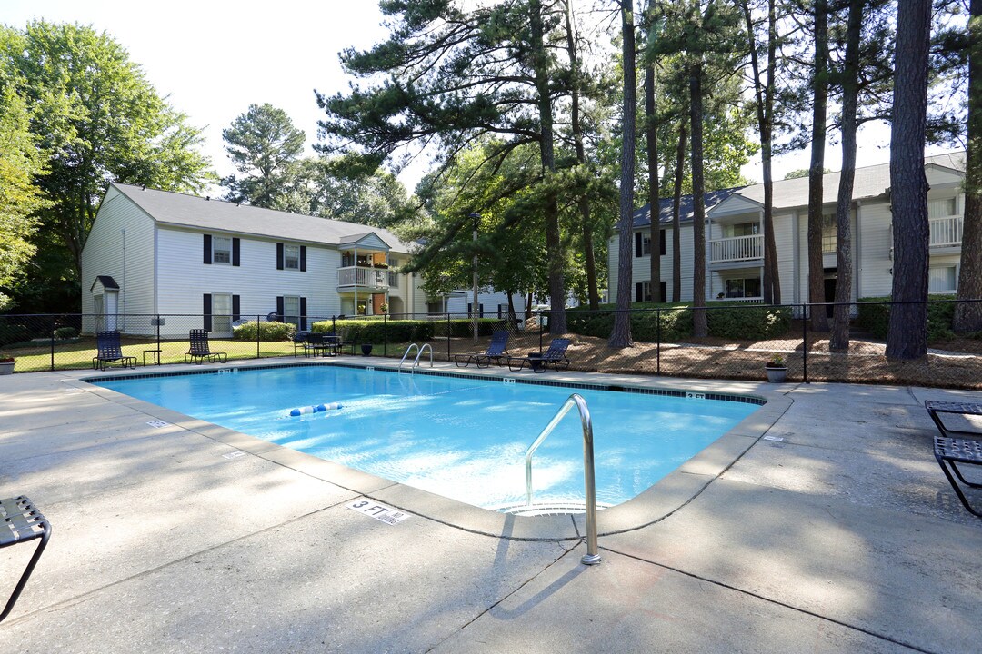1000 Belmont in Smyrna, GA - Foto de edificio