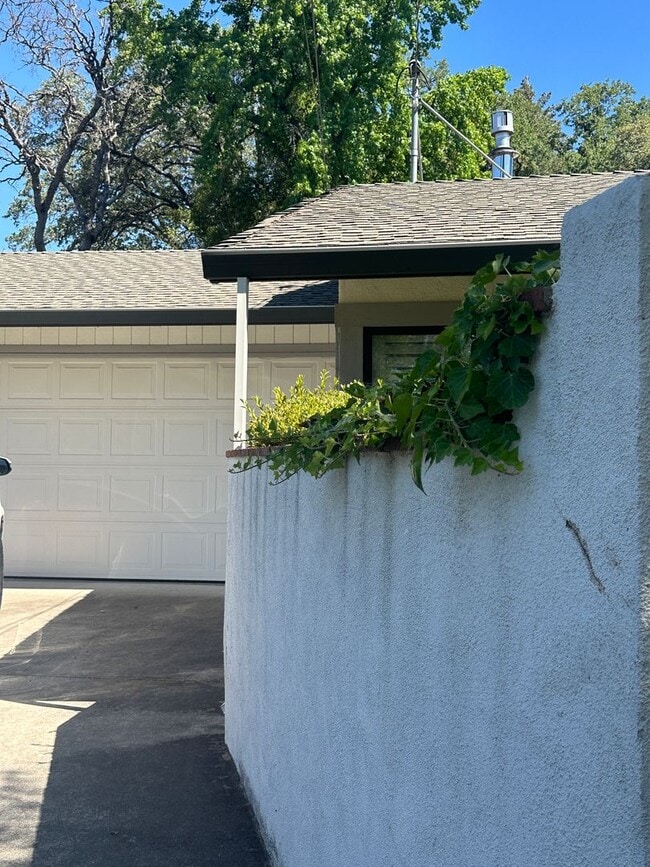 152 Dolores Dr in Auburn, CA - Building Photo - Building Photo