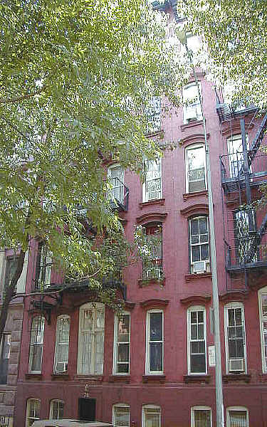 74-76 Charles St in New York, NY - Foto de edificio - Building Photo