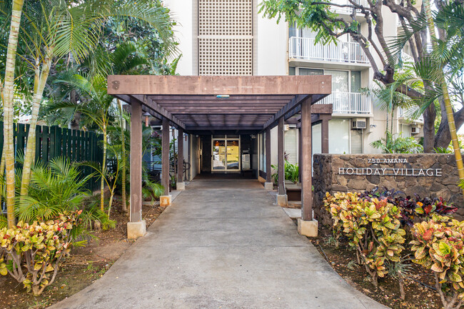 Holiday Village Condominium in Honolulu, HI - Building Photo - Building Photo