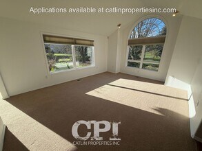 109 Kalama River Rd in Kalama, WA - Building Photo - Building Photo