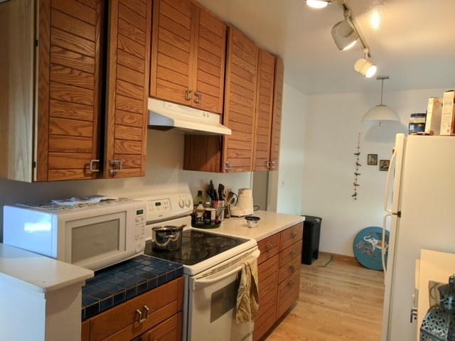 property at 902 Beach Park Blvd