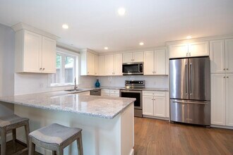 474 King St in Cohasset, MA - Building Photo - Building Photo