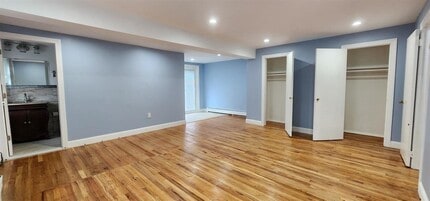 442 New York Ave in Jersey City, NJ - Building Photo - Building Photo